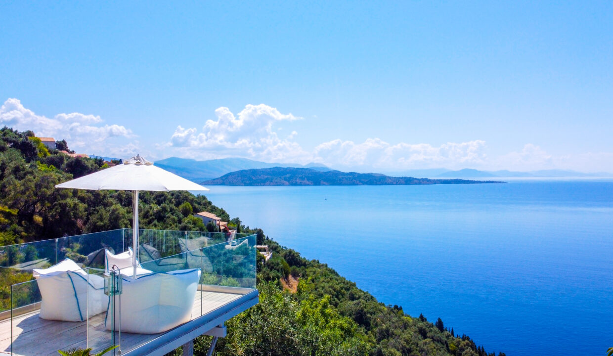 Corfou-Villa de luxe en pierre avec piscine et vue sur la mer